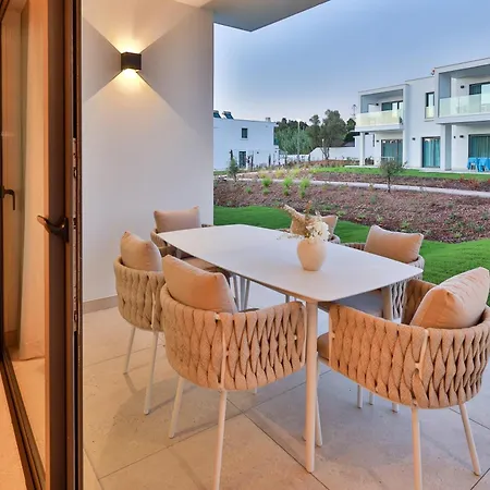 Aparthotel Primelife 3*