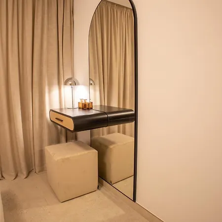 Primelife Aparthotel 3*